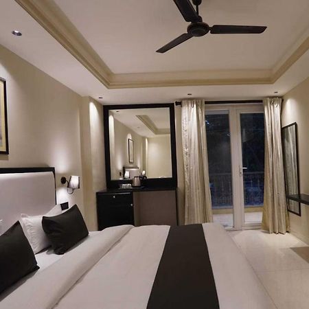 Hotel King Plaza Near Delhi Airport New Delhi Exteriör bild
