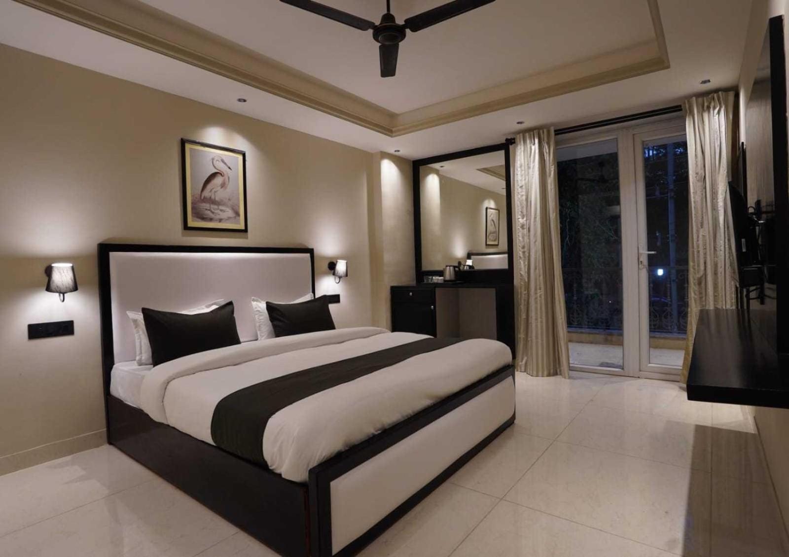 Hotel King Plaza Near Delhi Airport New Delhi Exteriör bild